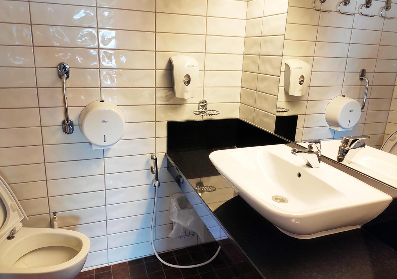 Viking Line Ferry Gabriella - 2-Night Cruise Stockholm-Helsinki-Stockholm Hotel Bilik gambar